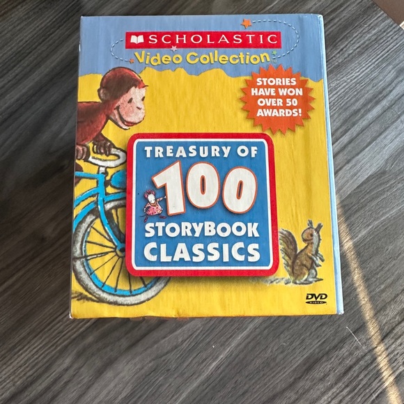 Scholastic DVD Collection: Treasury Of 100 Storybook Classics Complete LIKE NEW - Picture 2 of 9